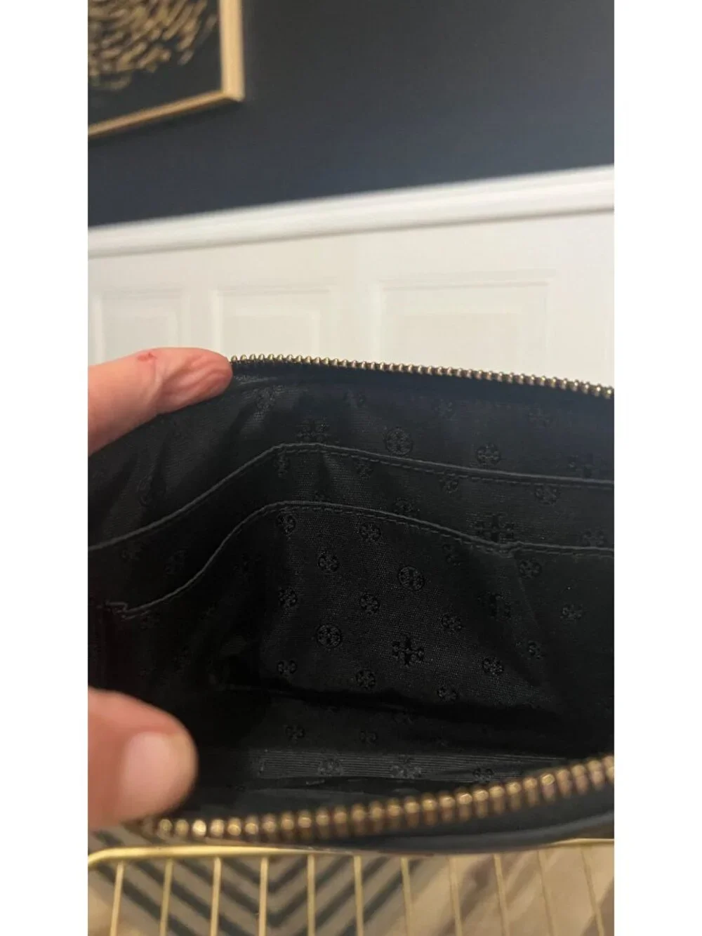 Tory Burch Britten Large Pebbled Leather Zip Pouch Wristlet - Black & Gold